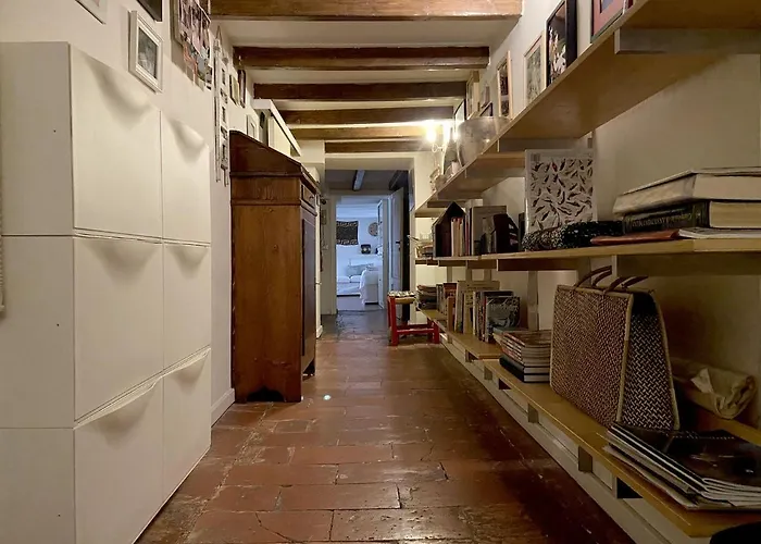 Fascinating Hideaway In A Physicist's Como